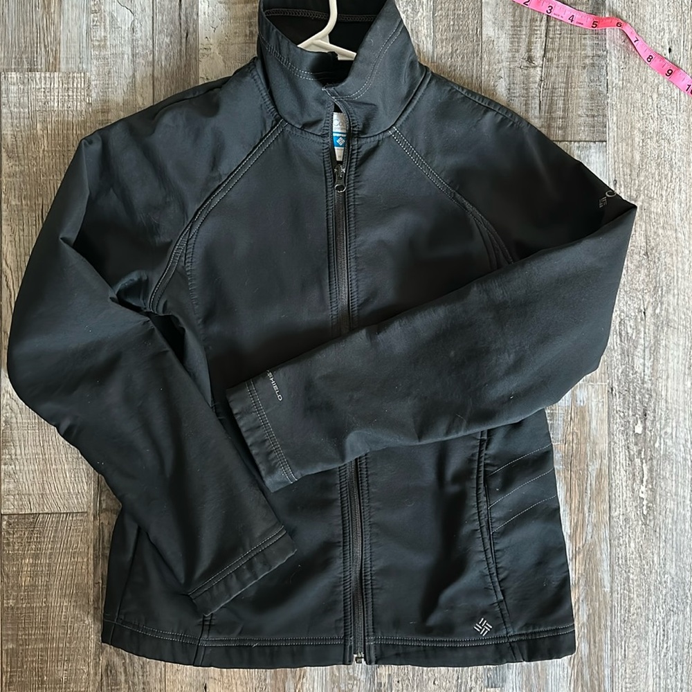Columbia women’s jacket OMNI-SHEILD